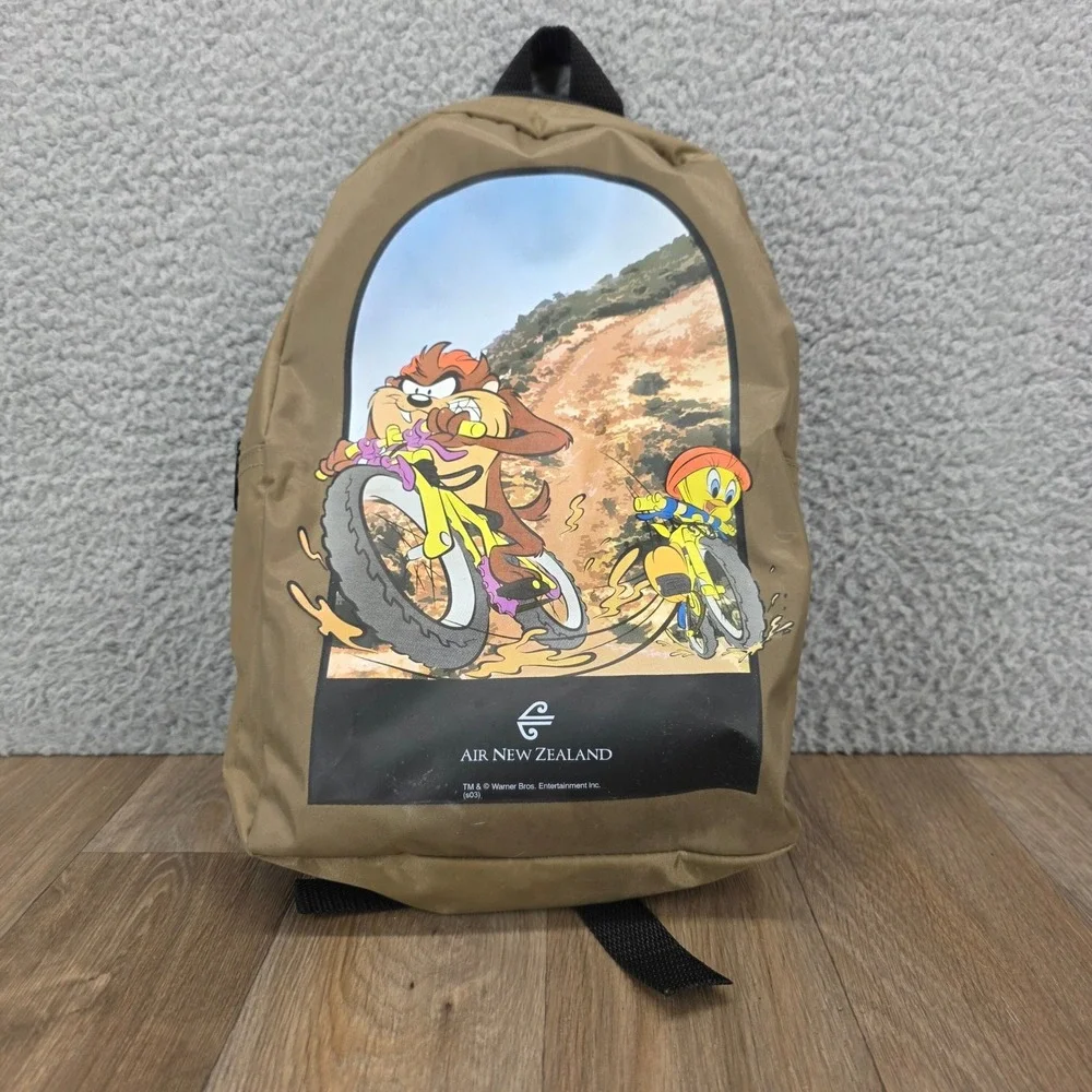 Vintage‎ Air New Zealand Looney Tunes Taz Tweety Children's Backpack Tan Nylon